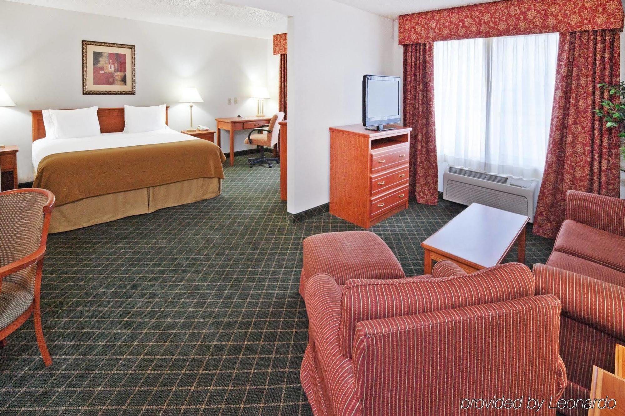 Holiday Inn Express Hotel & Suites Chickasha By Ihg Kamer foto